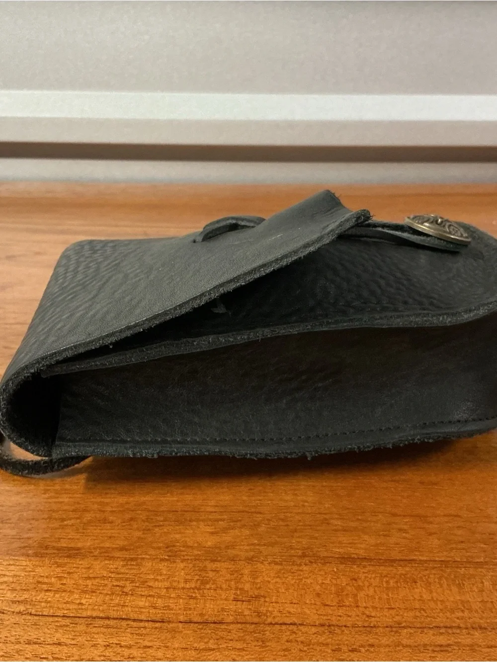 Nativearth Black Handmade Leather Cell Phone Button Belt Pouch